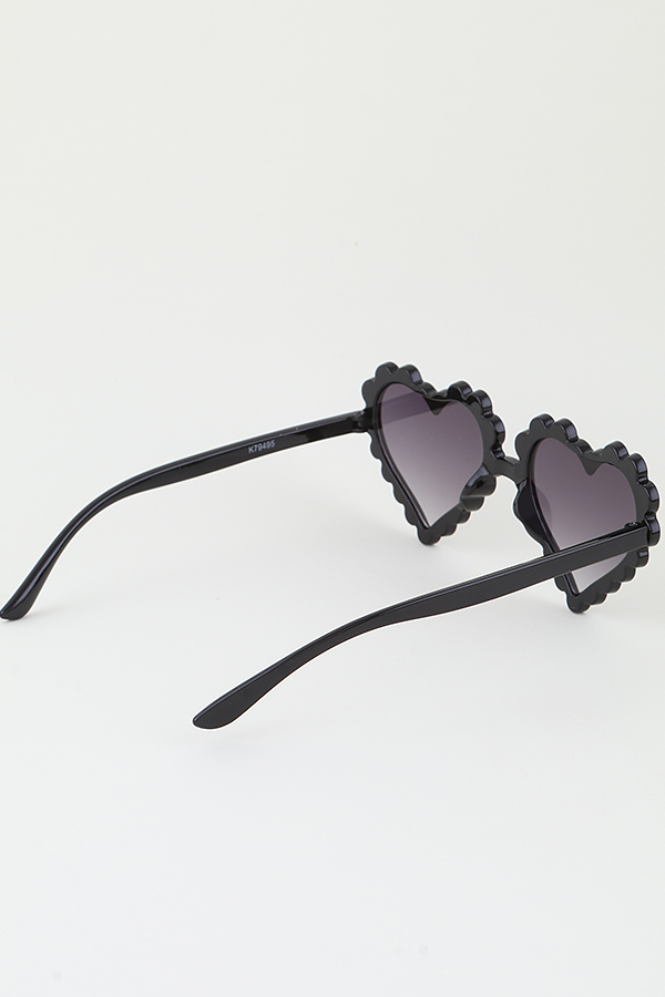 AMK79495 MULTICOLOR KIDS Modern Ruffle Flower Heart Sunglasses