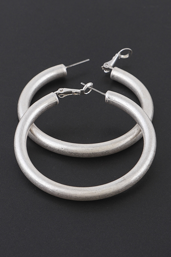 E6889 SILVER Thick Matte Hoop Earrings