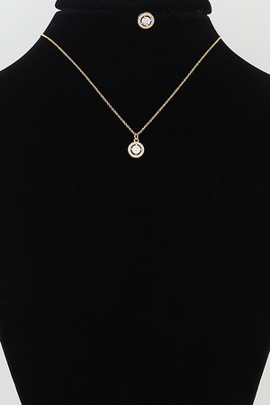 Bejeweled Rhinestone Pendant Necklace Set