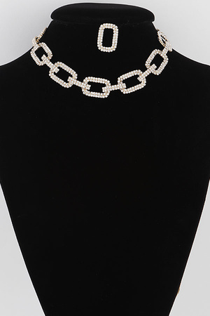 Jeweled Link Chain Necklace