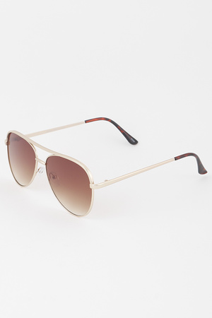 Classic Metallic Aviator Sunglasses