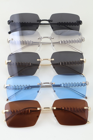 Modern Pyramid Frame Box Sunglasses