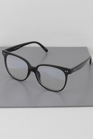 Simple Rectangular Glasses