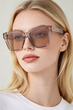 Modern Square Frame Sunglasses With Gold Hing Metal Accent