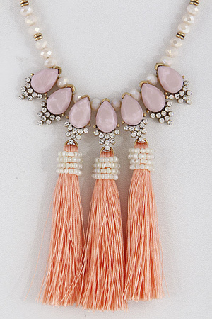 Three Tassel Elegant Necklace 7ECB7