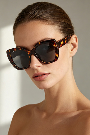 Modern Chic Block Gradient Sunglasses