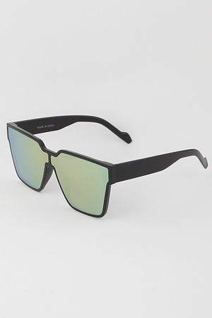Minimal Polycarbonate Square Sunglasses
