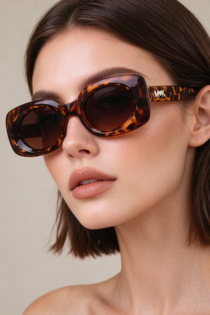 Chic Bold Square Frame Sunglasses