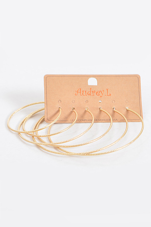 Thin Lightly Patterned Earrings Set