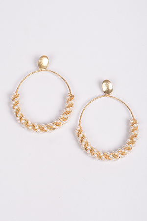 Round Twisted Pearl earrings