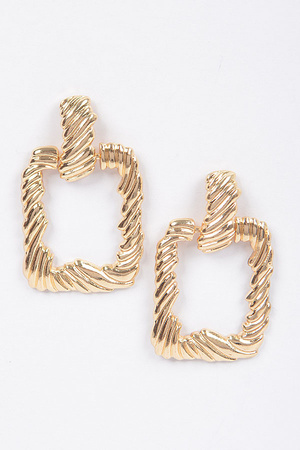 Twisted Metal Earring