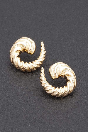 Metal Vintage Stud Earrings