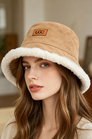 Fleece Trim Suede Bucket Hat With Logo Patch