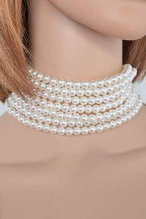 Faux Pearl Formal Choker Necklace.