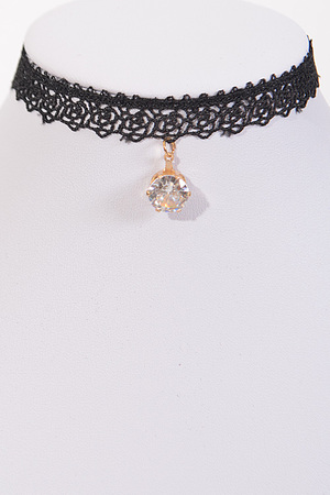 Shiny Rhinestone Pendant Choker Necklace