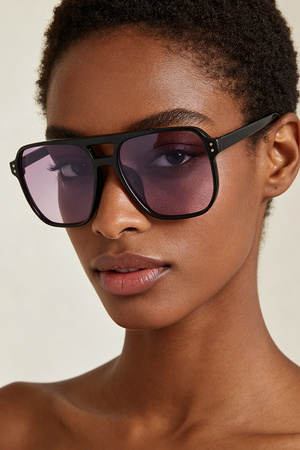 Double Bolted Straight Aviator Sunglasses