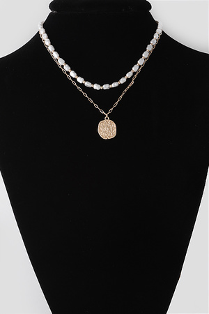 Star Emblem N Stone Chain Necklace