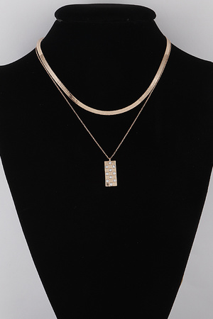 Checkered Jewel Pendant Necklace