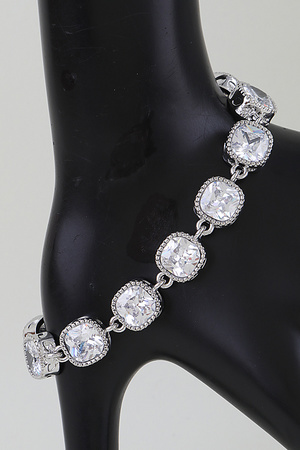 Cubic Zirconia Toggle Chain Bracelet