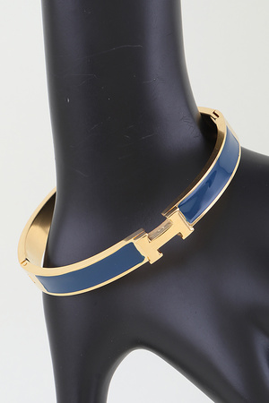 Classic H Lock Bracelet