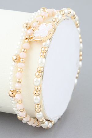 Triple Clover Beaded Bracelet