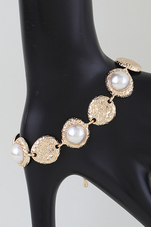 Hammered Pearl Charm Beaded Bracelet