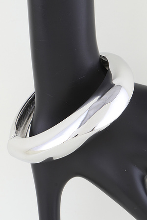 Modern Shiny Cuff Bracelet