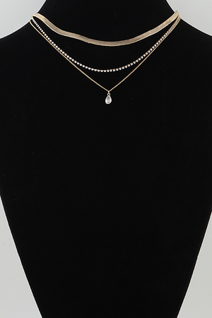Multi Rhinestone Teardrop Chain Necklace