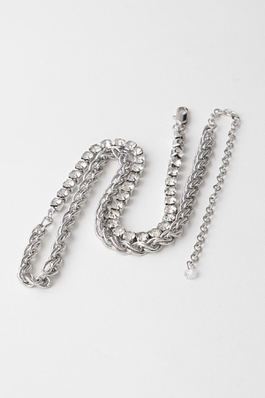 Rhinestone N Twisted Chain Necklace