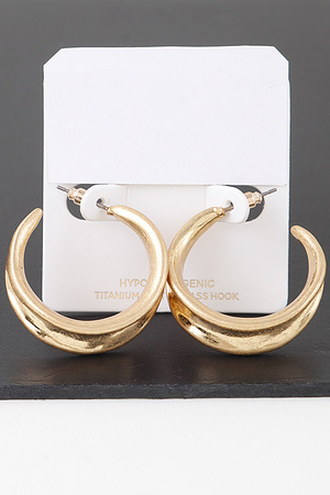 Hollowed Hook Hoop Earrings