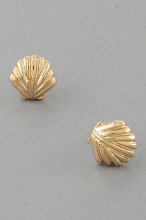 Classic Seashell Stud Earrings