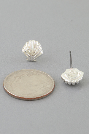 Classic Seashell Stud Earrings