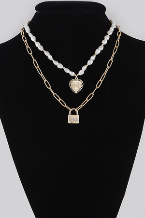 Heart N Lock Pendant Necklace