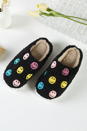 Multicolor Smile Pattern Indoor Slippers