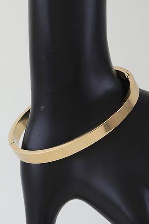 Hammered Classic Cuff Bracelet