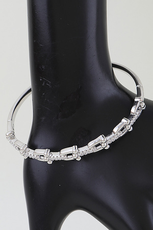Bejeweled Horseshoe Chain Bracelet