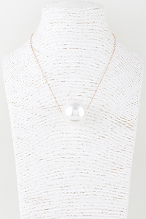 Pearl of the Sea Necklace