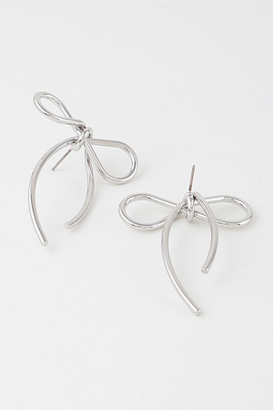 Wire Ribbon Stud Earrings