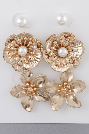 Pearled Flower Stud Earrings Set