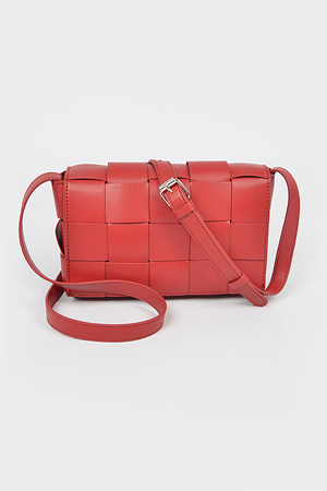 Monotone Weaving Leather Clutch.