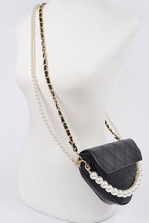 Quilted Triangle Pearl Clutch