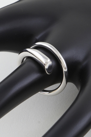 Shiny Tube Wrap Ring