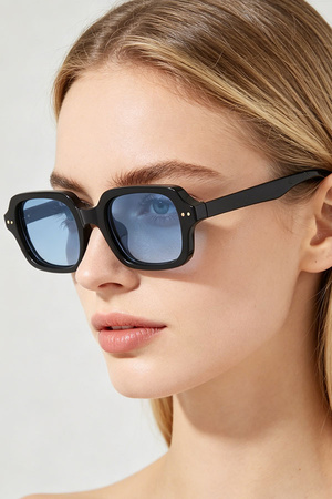 Double Bolted Box Gradient Sunglasses