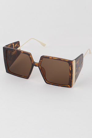 Thick Frame Statement Sunglasses