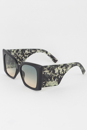 Wide Sharp Side Tinted Sunglasses