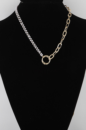 Unique Chain N Bead Circle Pendant Necklace