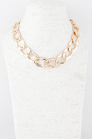 Engraved Curb Chain Necklace