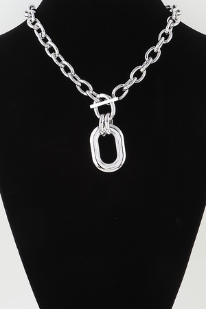 Link Chain Toggle Necklace