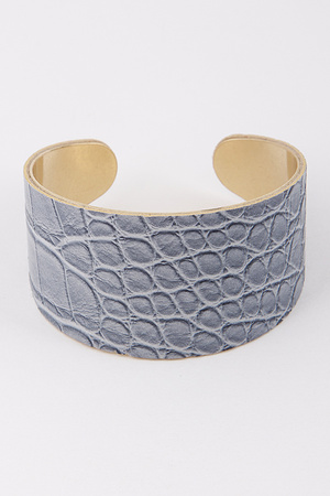 Open Cut Animal Print Bracelet 9ACE8