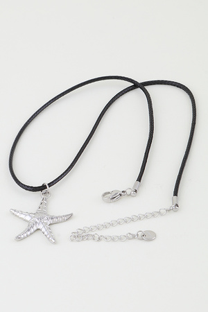 Ribbed Starfish Braided Necklace